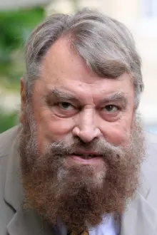 Brian Blessed como: George Mallory/Self