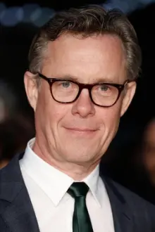 Alex Jennings como: Colonel Hamilton