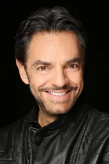 Eugenio Derbez como: Maximo Gallardo