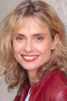 Maryam d'Abo como: Ela mesma