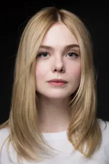 Elle Fanning como: Violet