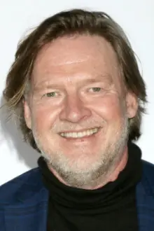 Donal Logue como: Eamonn