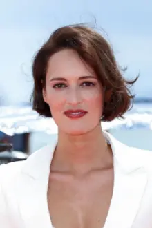 Phoebe Waller-Bridge como: Karen