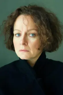 Samantha Morton como: Reverend Jack Brooks