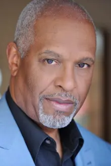 James Pickens Jr. como: Denny