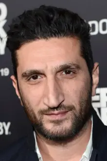 Fares Fares como: Roro