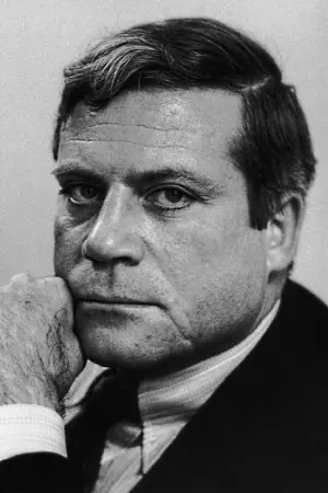 Oliver Reed