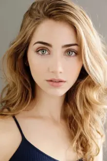 Emily Rudd como: Ginny