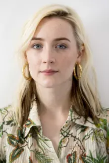 Saoirse Ronan como: Briony Tallis (Age 13)