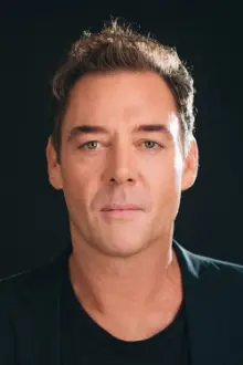 Marton Csokas como: Soldier