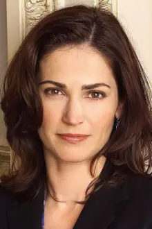 Kim Delaney como: Maria Montoya Slayton