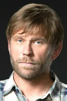 Mark Pellegrino como: Bodyguard