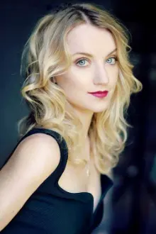 Evanna Lynch como: Emily