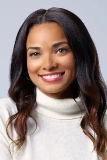 Rochelle Aytes como: Customer