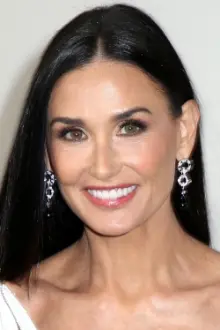 Demi Moore como: Madison Lee