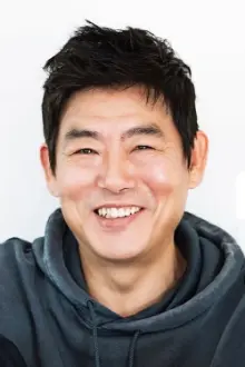 Sung Dong-il como: Jang Ho-won
