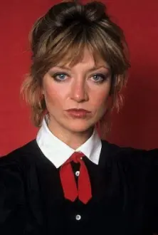 Veronica Cartwright como: Eleanor Dingle