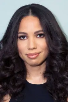 Jurnee Smollett como: Mame Downes