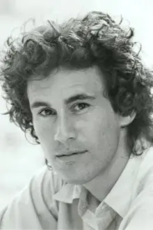 Michael Ontkean como: Nick McGuire