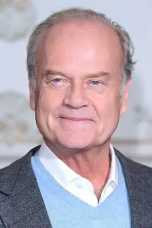 Kelsey Grammer como: Garland Foxworth