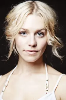 Julia Dietze como: Susanne