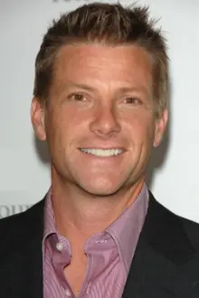 Doug Savant como: Eric Hinsley