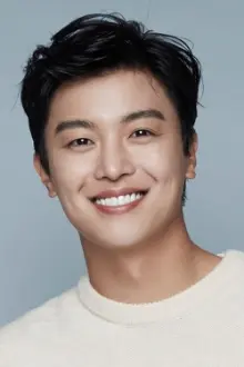 Yeon Woo-jin como: Dong-jun