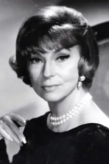 Agnes Moorehead como: Hannah Lessing