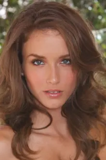 Malena Morgan como: Victoria