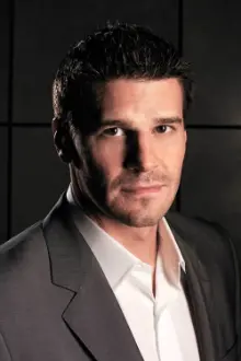 David Boreanaz como: Luc Crash / Death / Satan