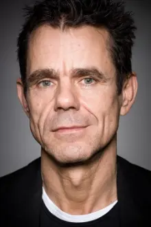 Tom Tykwer como: 