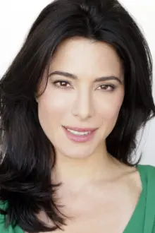 Jaime Murray como: Leonor