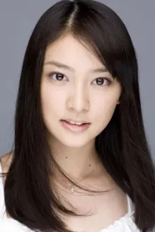 Emi Takei como: Nao Yoshino