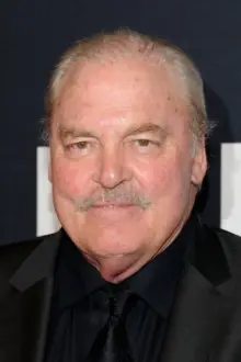 Stacy Keach como: Mike Mandell / Sonny