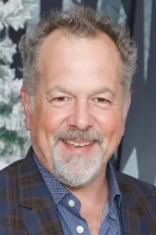 David Costabile como: Judge