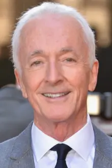 Anthony Daniels como: C-3PO (voice)