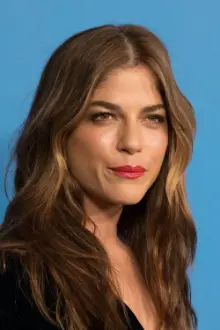 Selma Blair como: Stacey Pierce