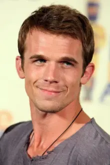 Cam Gigandet como: Max Vohden