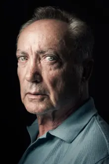 Udo Kier como: UNO-General Werner Brenner