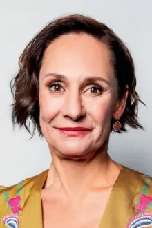 Laurie Metcalf como: Laurie Freeman