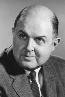 John McGiver como: B. J. Reed