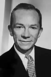 Ray Walston como: Justice Clore Cawley