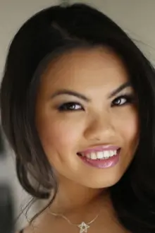 Cindy Starfall como: Brianna