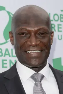 Peter Mensah como: Doctore