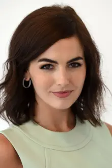 Camilla Belle como: Ama