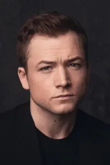 Taron Egerton como: Johnny (voice)