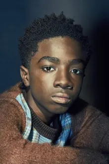 Caleb McLaughlin como: Nate