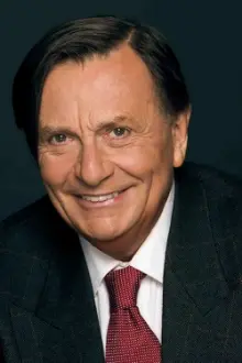 Barry Humphries como: Bert / Lady Shopper / Manager