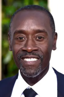 Don Cheadle como: James 'Rhodey' Rhodes / Iron Patriot