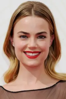 Rebecca Rittenhouse como: Maggie